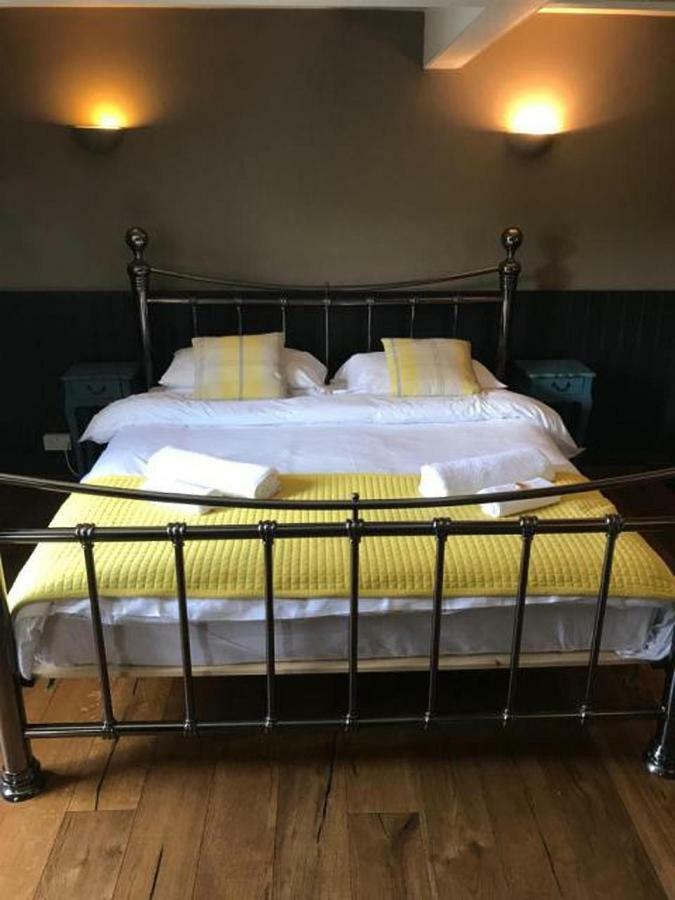 The Angel Inn, Heytesbury Warminster Zimmer foto